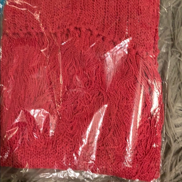 UNUSED SCARVES AQUA AND HOT PINK - Picture 2 of 3